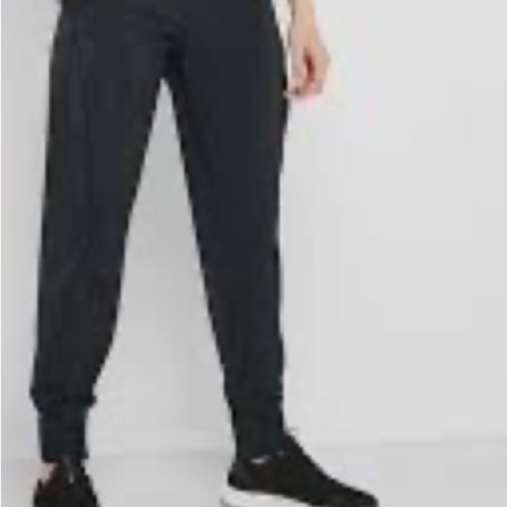 Under Armour Charcoal Unstoppable High Waist  Storm Women’s Jogger Pants